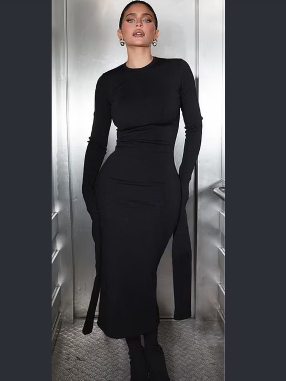 NWT AUTHENTIC Balenciaga Crew Neck
Long Ribbed Black Dress Size Small